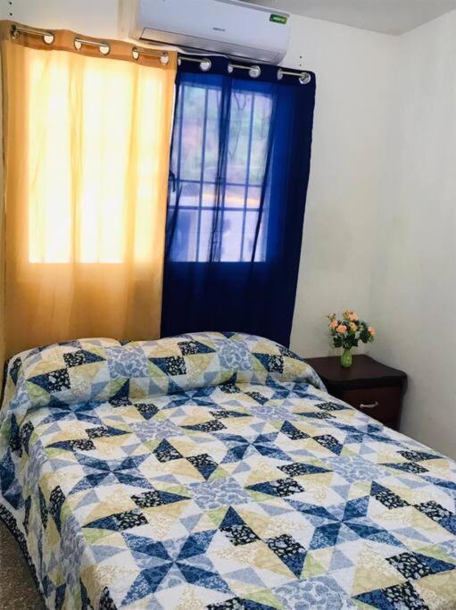 Apto 2Habitaciones Con Aire Y Vista Al Malecon De Samana 外观 照片